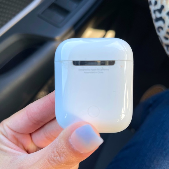 AirPods
